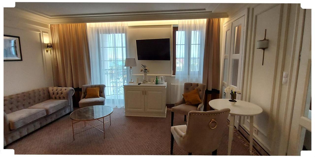 Arkadia Apart otel Radziejów Dış mekan fotoğraf